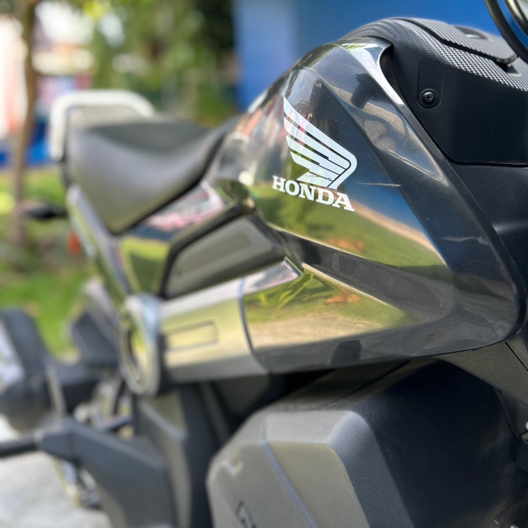 Honda navy
